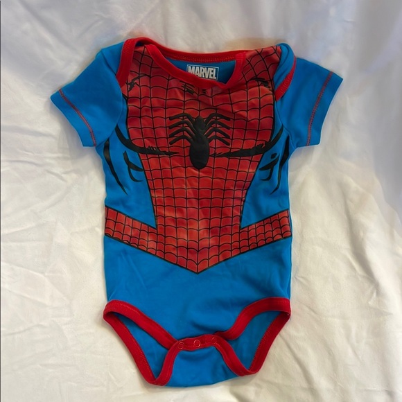 Marvel Superhero Baby Onesie Set - 3 Pack - Picture 5 of 5